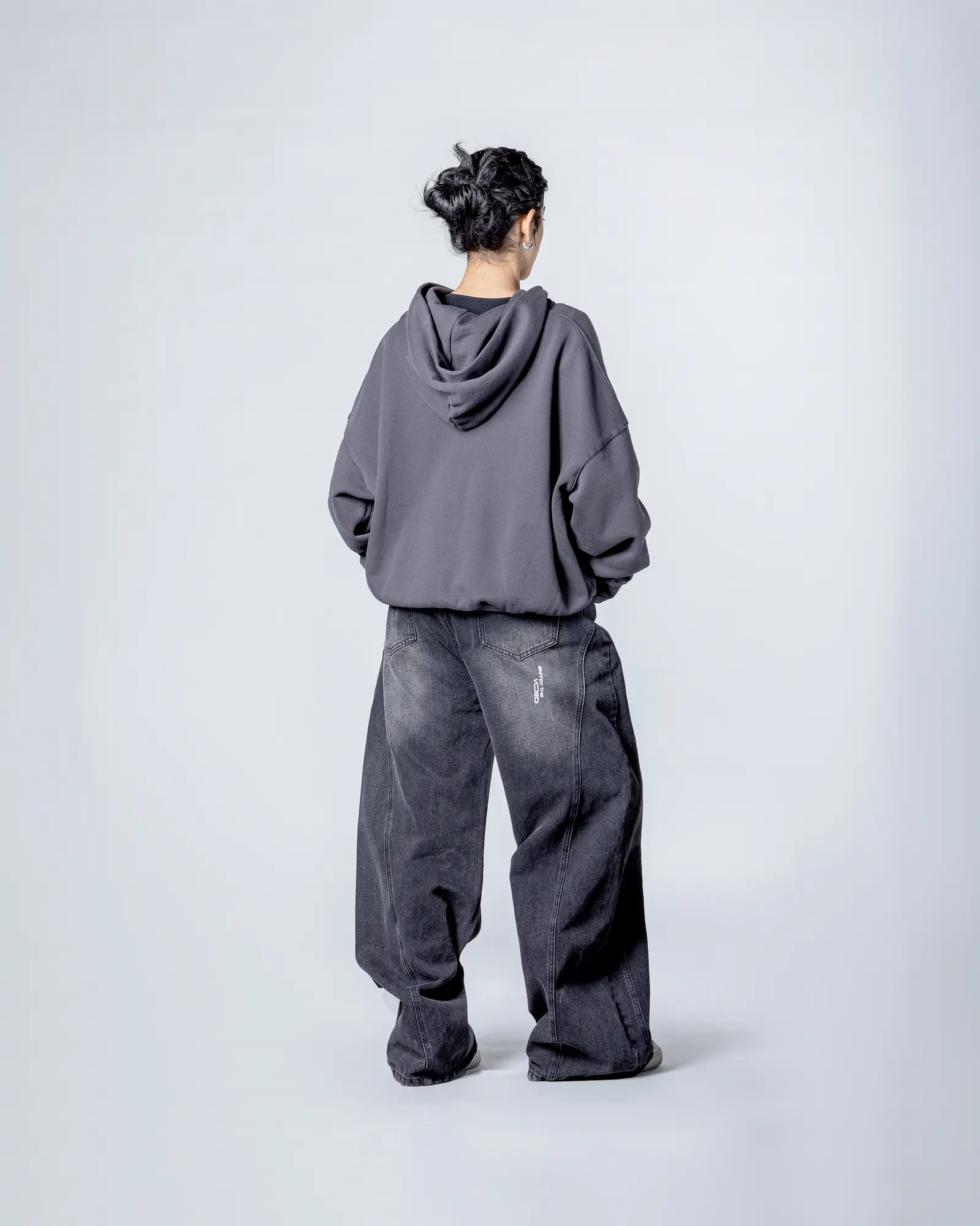 BLACK DENIM