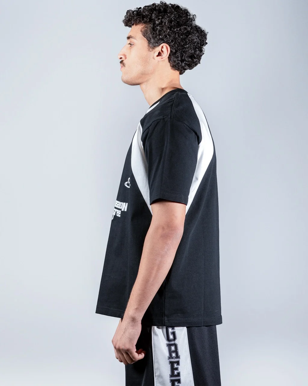 SD BLACK WITH WHITE LINE