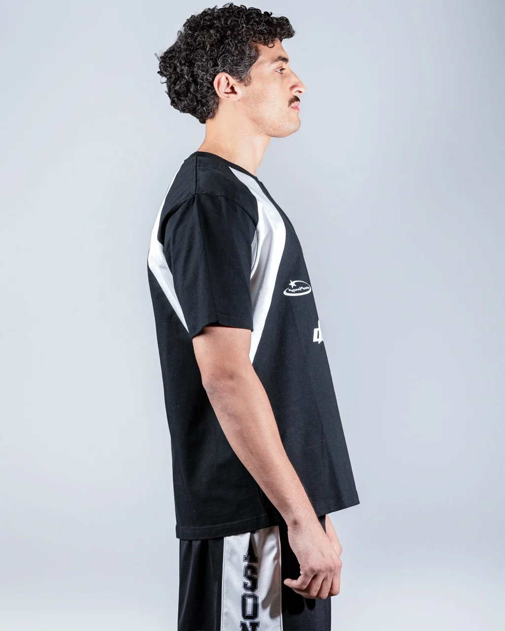 SD BLACK WITH WHITE LINE